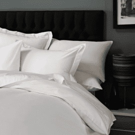 V130 70/30 Cotton Rich Plain White Duvet Cover