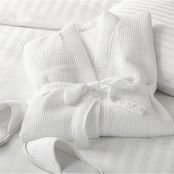 V210 50/50 Polycotton Waffle Large Bathrobe